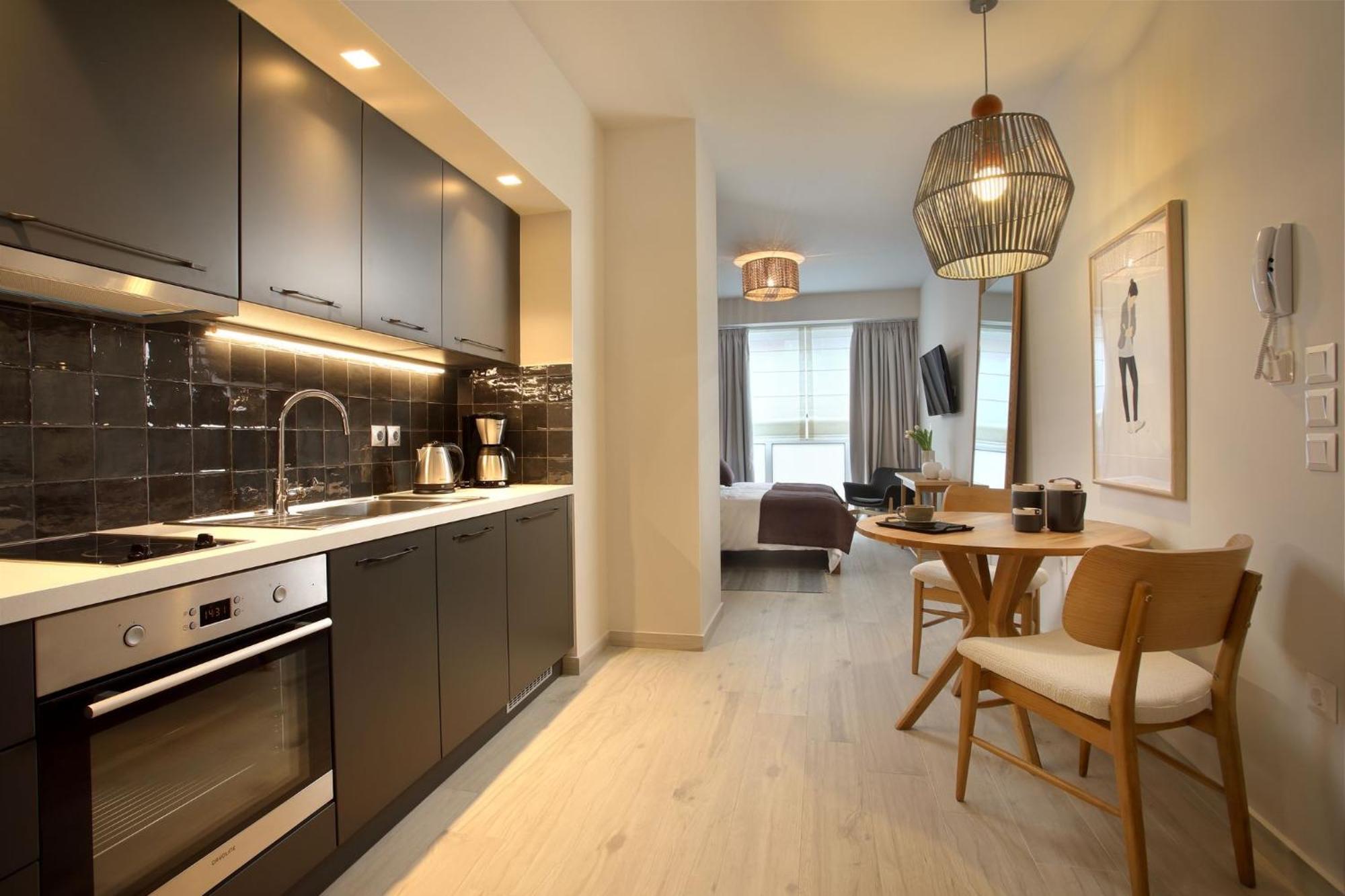 Happiness Luxury Central Apartment 아테네 외부 사진